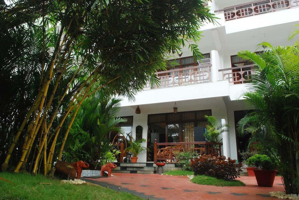 Chakra Ayurvedic Resort Kovalam Kültér fotó