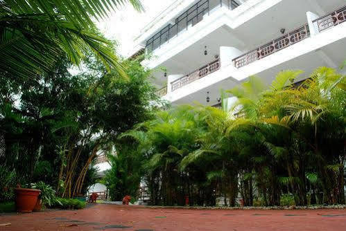 Chakra Ayurvedic Resort Kovalam Kültér fotó
